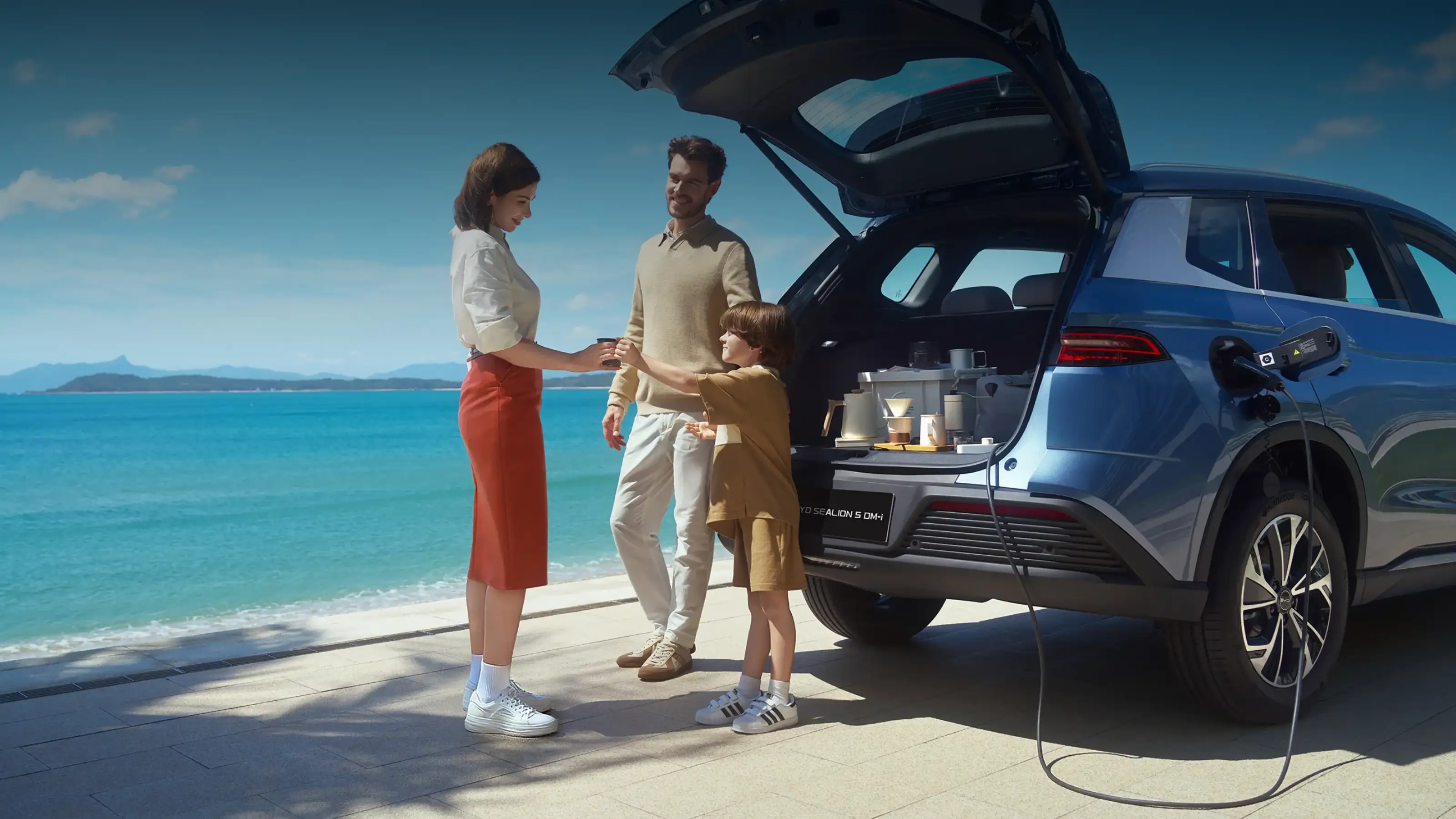 BYD SEALION 5 DM-i Charging